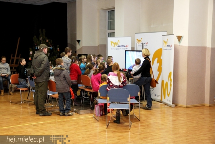 Symulator lotów robi furorę wśród mielczan i nie tylko. Przez trzy dni ferii latali najmłodsi