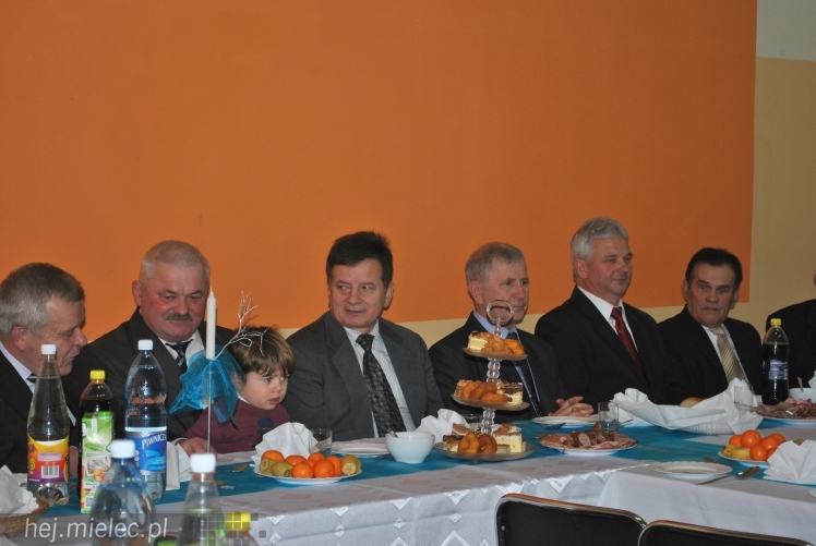 Dzień Seniora w Zdziarcu to coroczne spotkanie w świątecznym czasie