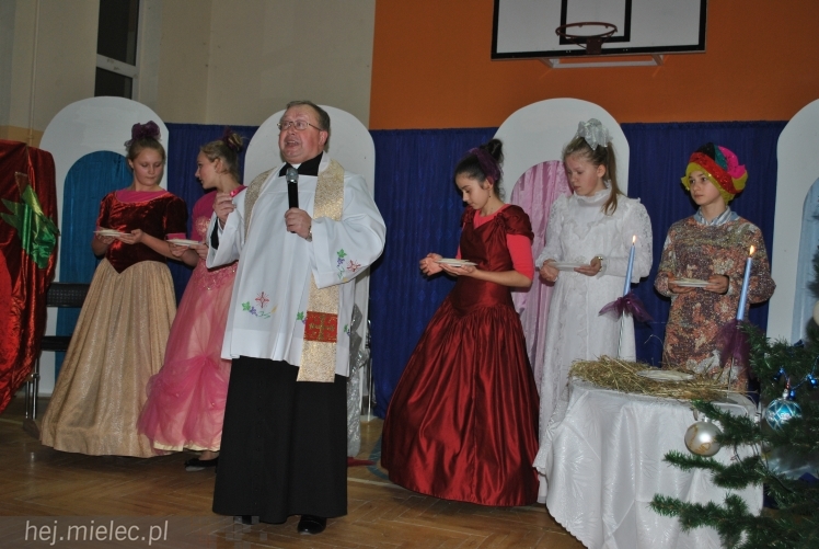 Dzień Seniora w Zdziarcu to coroczne spotkanie w świątecznym czasie