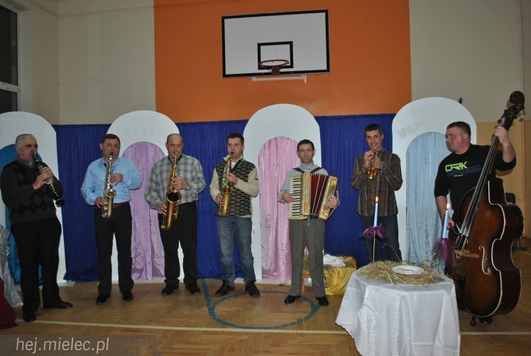 Dzień Seniora w Zdziarcu to coroczne spotkanie w świątecznym czasie