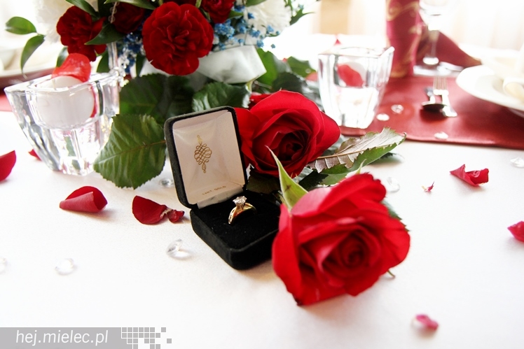 Restauracja Atena zaprasza na romantyczną kolację