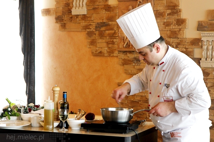 Restauracja Atena zaprasza na romantyczną kolację