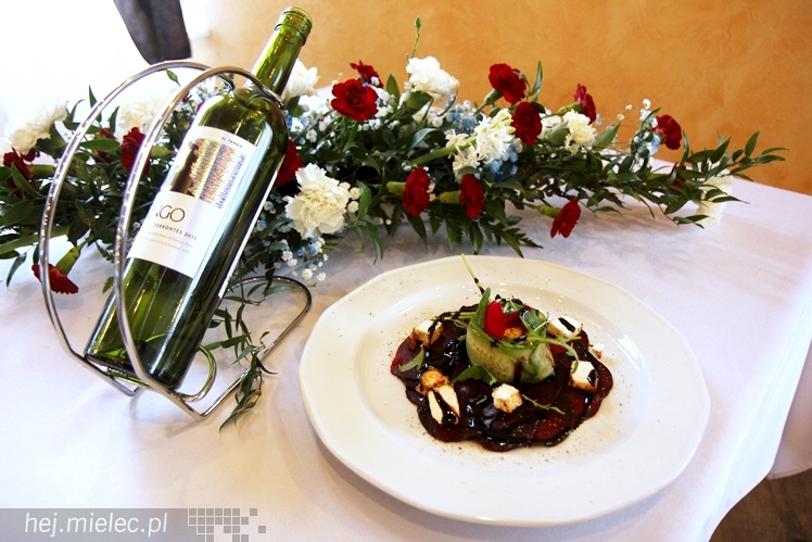 Restauracja Atena zaprasza na romantyczną kolację