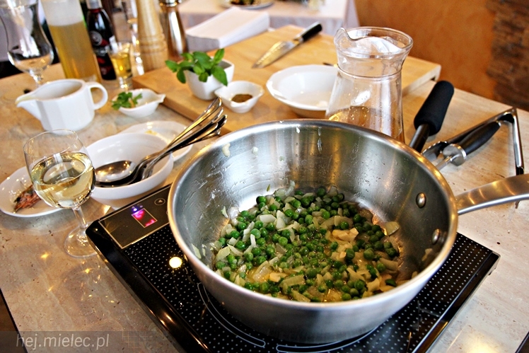 Restauracja Atena zaprasza na romantyczną kolację