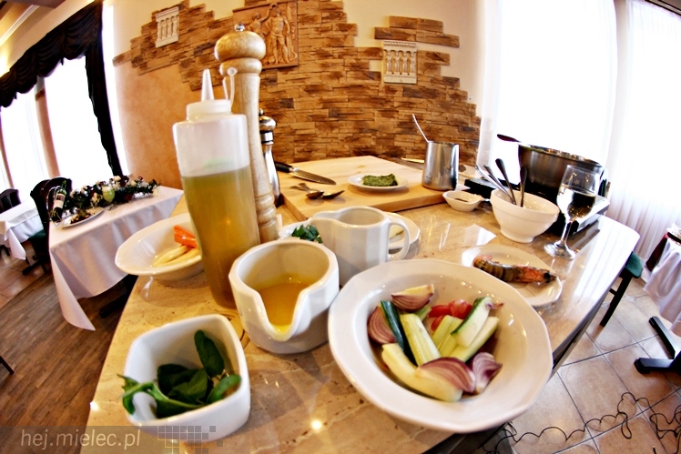 Restauracja Atena zaprasza na romantyczną kolację