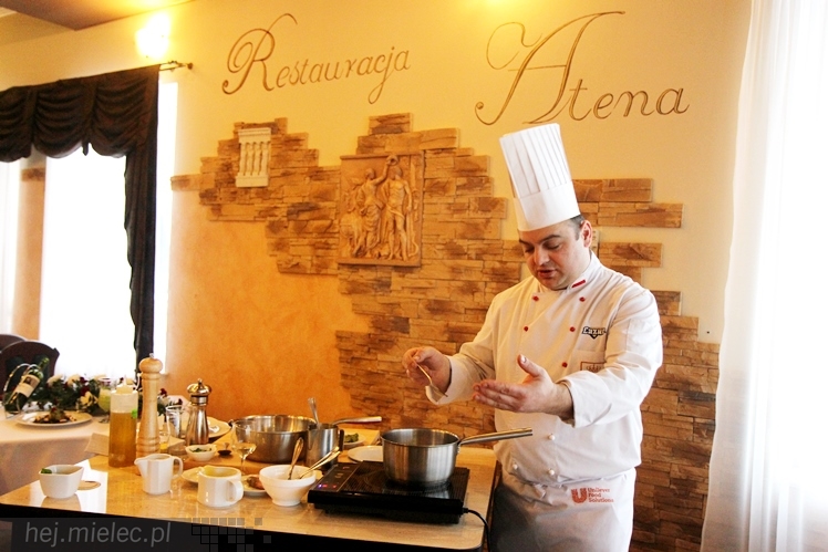 Restauracja Atena zaprasza na romantyczną kolację