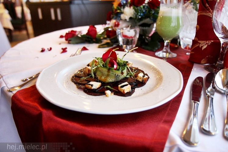 Restauracja Atena zaprasza na romantyczną kolację