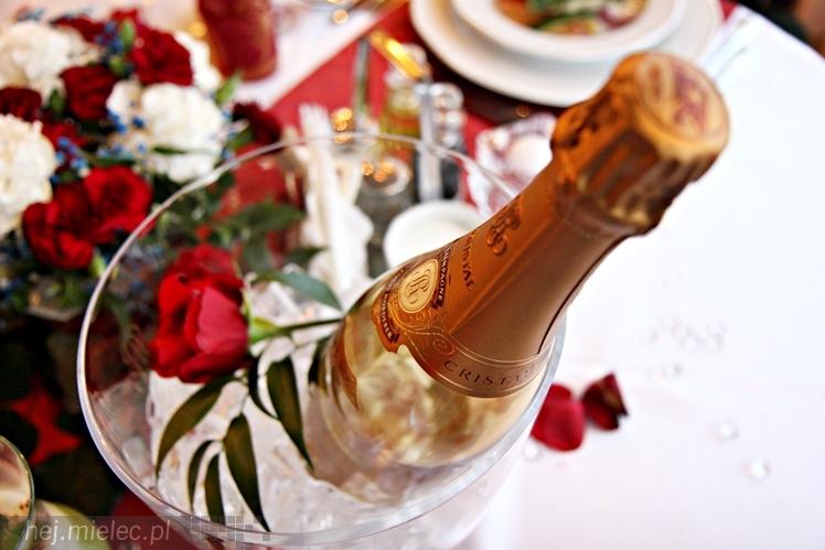 Restauracja Atena zaprasza na romantyczną kolację