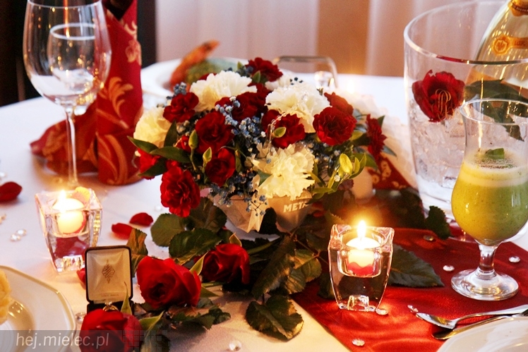 Restauracja Atena zaprasza na romantyczną kolację