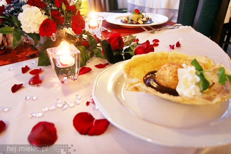 Restauracja Atena zaprasza na romantyczną kolację
