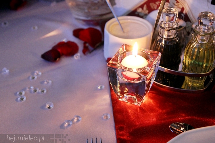 Restauracja Atena zaprasza na romantyczną kolację