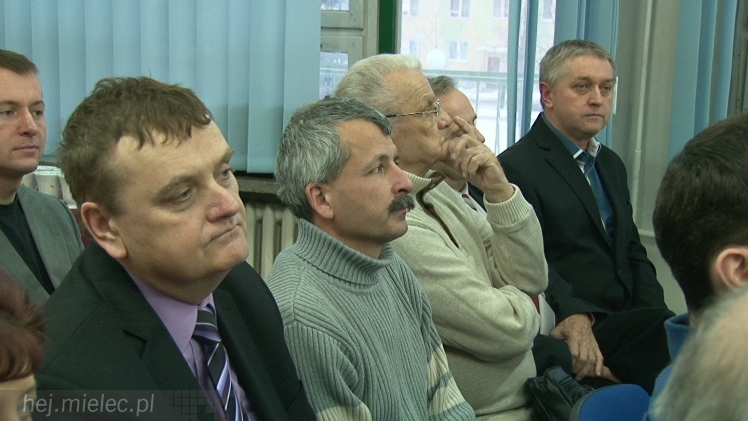 ?Artefakty? wydane po raz drugi. To rocznik literackiej twórczości mielczan