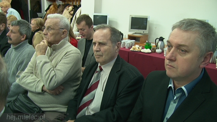 ?Artefakty? wydane po raz drugi. To rocznik literackiej twórczości mielczan