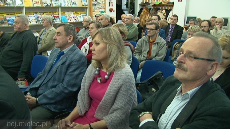 ?Artefakty? wydane po raz drugi. To rocznik literackiej twórczości mielczan