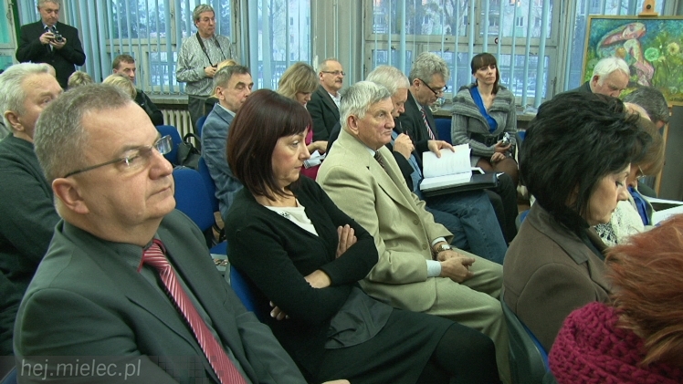 ?Artefakty? wydane po raz drugi. To rocznik literackiej twórczości mielczan