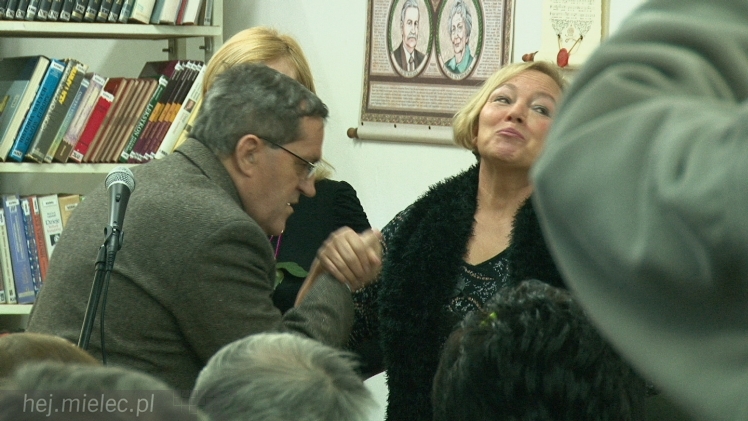 ?Artefakty? wydane po raz drugi. To rocznik literackiej twórczości mielczan