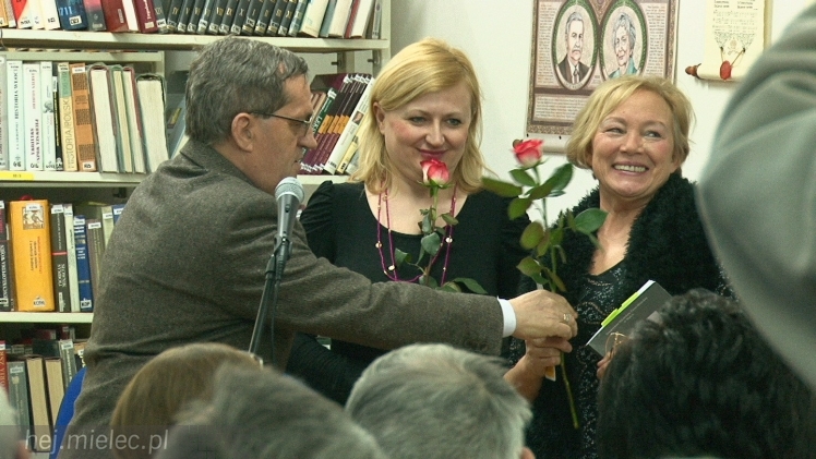 ?Artefakty? wydane po raz drugi. To rocznik literackiej twórczości mielczan