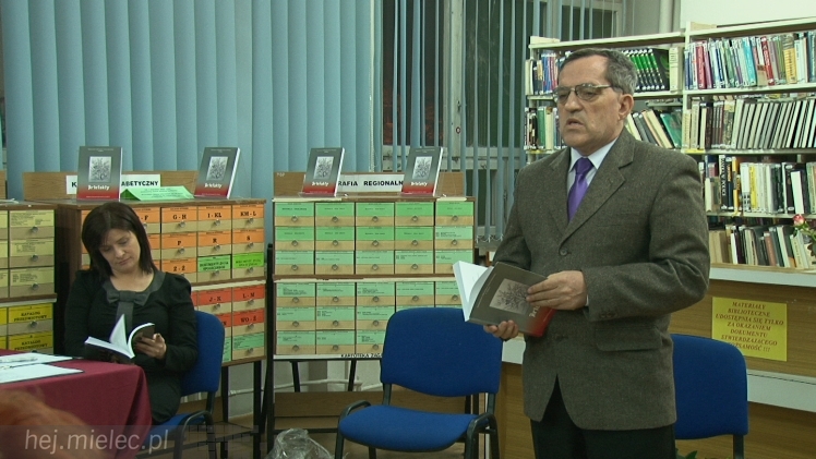 ?Artefakty? wydane po raz drugi. To rocznik literackiej twórczości mielczan