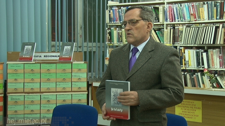 ?Artefakty? wydane po raz drugi. To rocznik literackiej twórczości mielczan