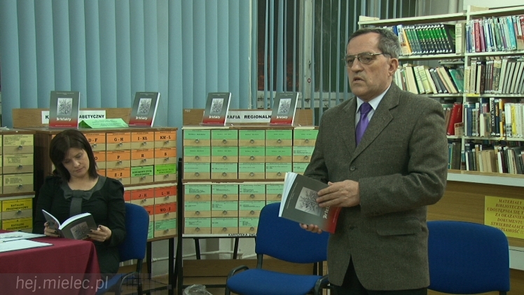 ?Artefakty? wydane po raz drugi. To rocznik literackiej twórczości mielczan