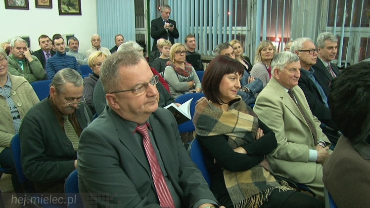 ?Artefakty? wydane po raz drugi. To rocznik literackiej twórczości mielczan