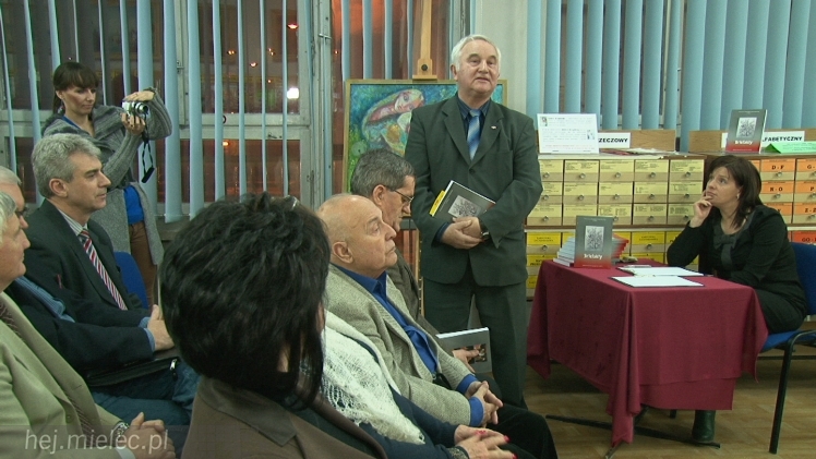 ?Artefakty? wydane po raz drugi. To rocznik literackiej twórczości mielczan