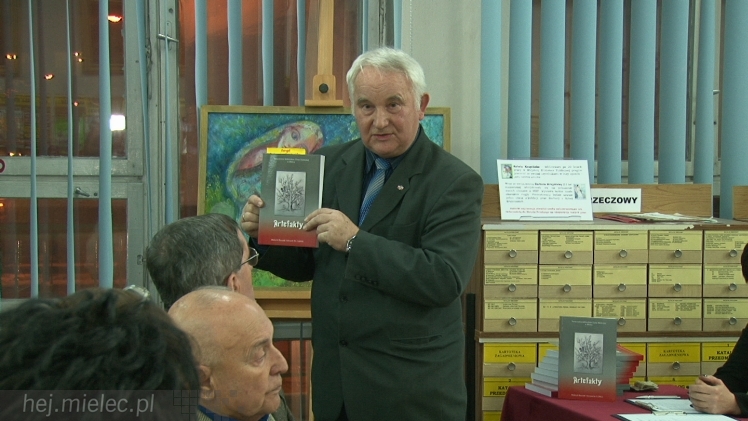 ?Artefakty? wydane po raz drugi. To rocznik literackiej twórczości mielczan