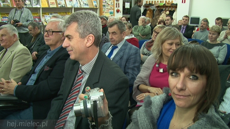 ?Artefakty? wydane po raz drugi. To rocznik literackiej twórczości mielczan