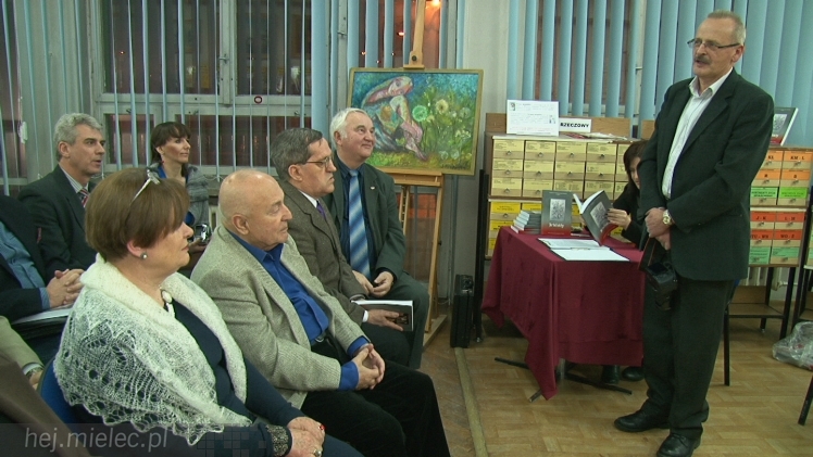 ?Artefakty? wydane po raz drugi. To rocznik literackiej twórczości mielczan