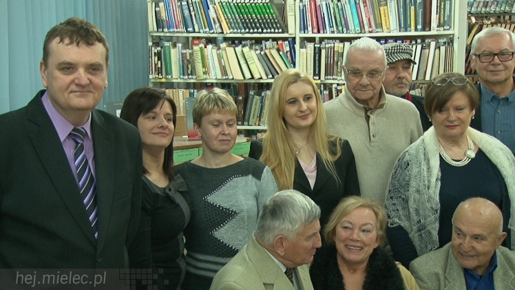 ?Artefakty? wydane po raz drugi. To rocznik literackiej twórczości mielczan