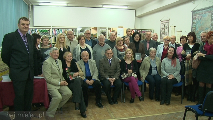 ?Artefakty? wydane po raz drugi. To rocznik literackiej twórczości mielczan