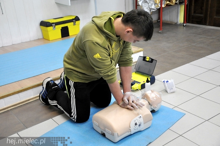 Zimowa Szkoła Pierwszej Pomocy w ZST nie ustaje w działaniu