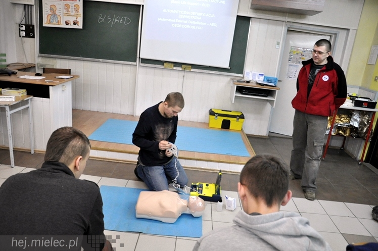 Zimowa Szkoła Pierwszej Pomocy w ZST nie ustaje w działaniu