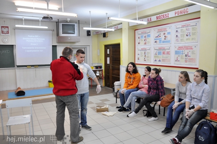 Zimowa Szkoła Pierwszej Pomocy w ZST nie ustaje w działaniu