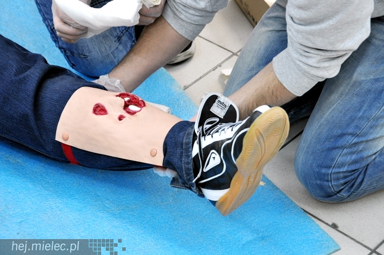 Zimowa Szkoła Pierwszej Pomocy w ZST nie ustaje w działaniu