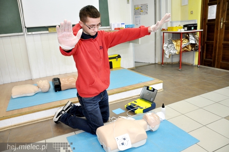 Zimowa Szkoła Pierwszej Pomocy w ZST nie ustaje w działaniu