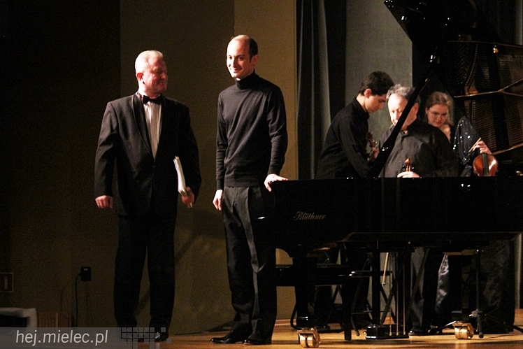 Bach klasycznie i na jazzowo w ramach IX Forum Pianistycznego