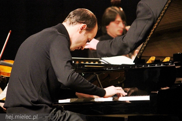 Bach klasycznie i na jazzowo w ramach IX Forum Pianistycznego