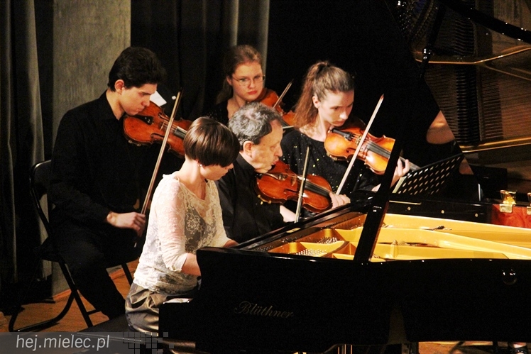 Bach klasycznie i na jazzowo w ramach IX Forum Pianistycznego