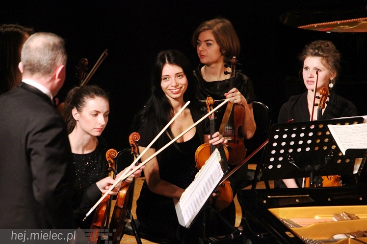 Bach klasycznie i na jazzowo w ramach IX Forum Pianistycznego