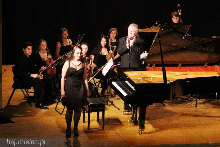 Bach klasycznie i na jazzowo w ramach IX Forum Pianistycznego