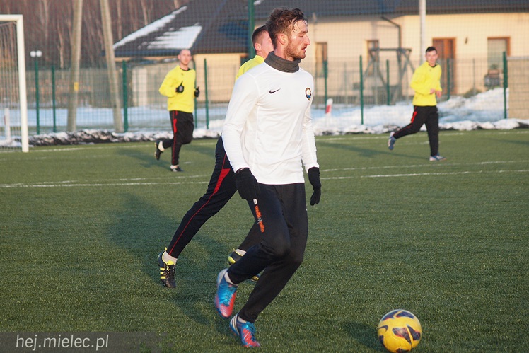 Strzelanina w sparingu Stali Mielec. Trzecioligowa Wierna rozbita