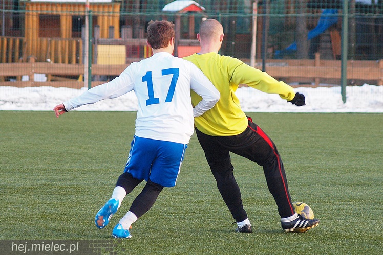 Strzelanina w sparingu Stali Mielec. Trzecioligowa Wierna rozbita