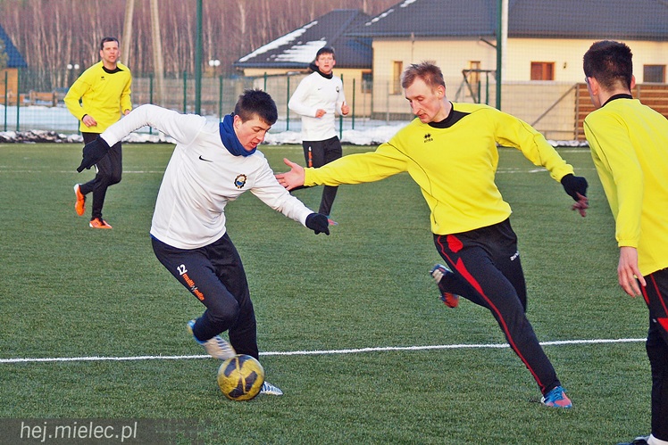 Strzelanina w sparingu Stali Mielec. Trzecioligowa Wierna rozbita