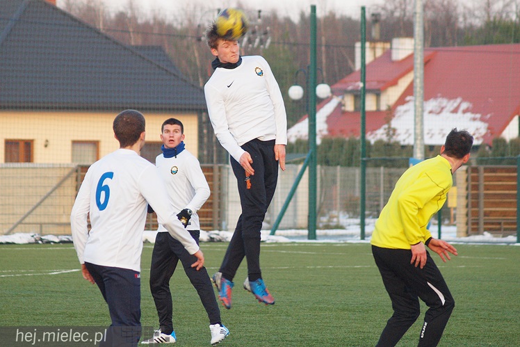 Strzelanina w sparingu Stali Mielec. Trzecioligowa Wierna rozbita