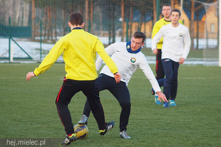 Strzelanina w sparingu Stali Mielec. Trzecioligowa Wierna rozbita