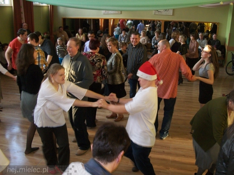 Zabawa karnawałowa dla niepełnosprawnych