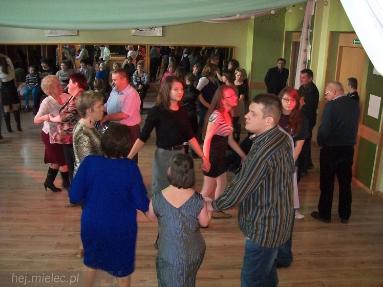 Zabawa karnawałowa dla niepełnosprawnych