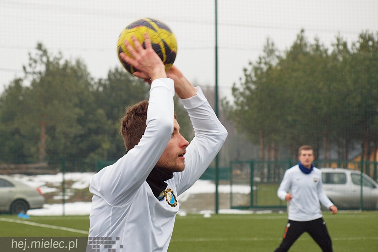 Pierwszoligowy Okocimski zdemolowany w sparingu przez Stal