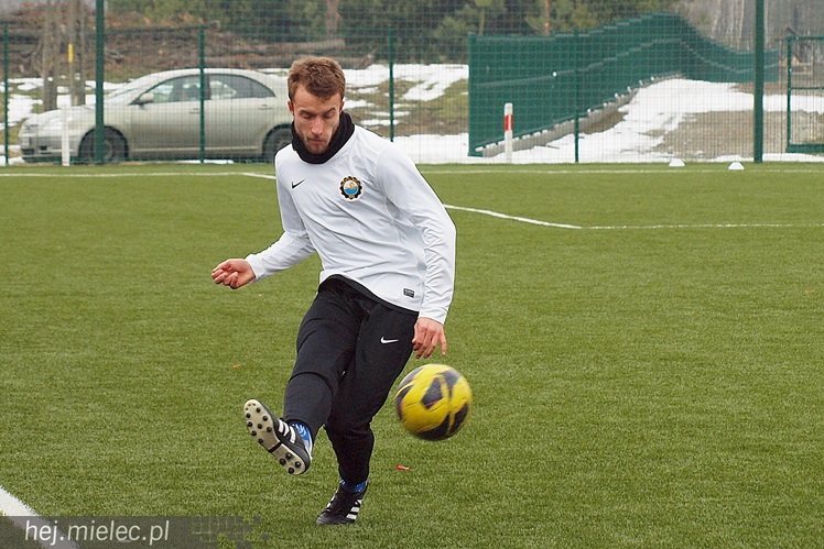 Pierwszoligowy Okocimski zdemolowany w sparingu przez Stal